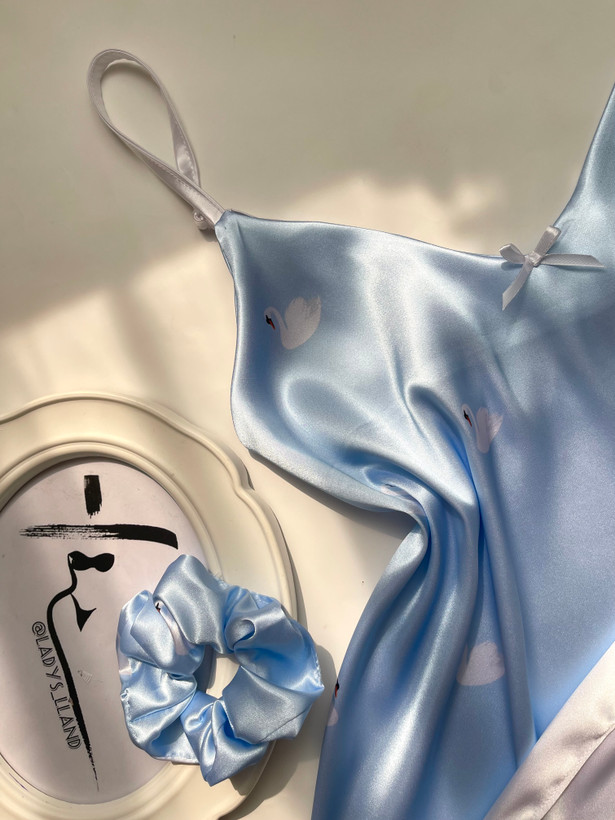 لباس خواب زنانه مدل تاپ شورتک از جنس ساتن ال ایکس
